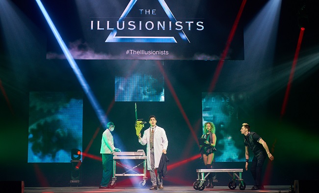 Бродвейское шоу The illusionists покорило киевскую публику (фото)